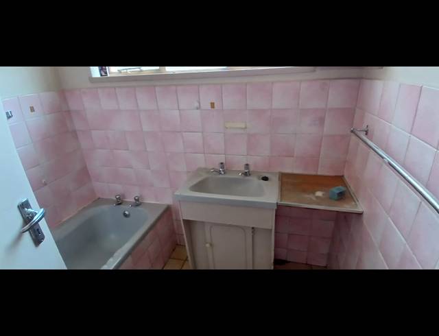 3 BEDROOM FREESTANDING TO LET IN WITBANK EXT 8